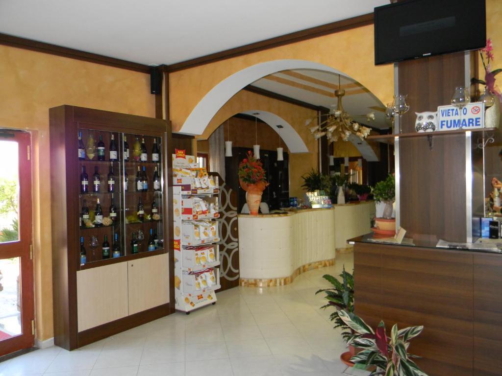 Hotel Mi.Ro. Казальнуово-ді-Наполі Екстер'єр фото