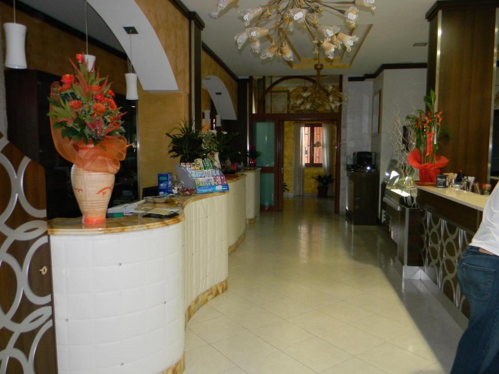 Hotel Mi.Ro. Казальнуово-ді-Наполі Екстер'єр фото